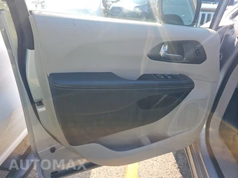 2024 Chrysler Pacifica Touring L 121.6" WB - miniatura 9