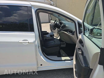 2024 Chrysler Pacifica Touring L 121.6" WB - miniatura 16