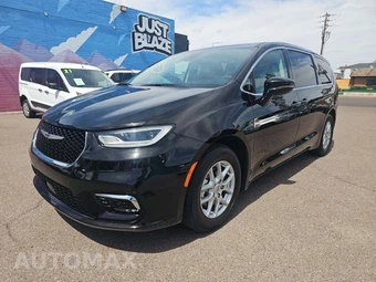 2024 Chrysler Pacifica Touring L 121.6" WB