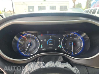 2024 Chrysler Pacifica Touring L 121.6" WB - miniatura 9