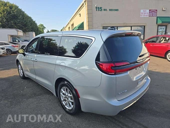 2024 Chrysler Pacifica Touring L 121.6" WB - miniatura 2