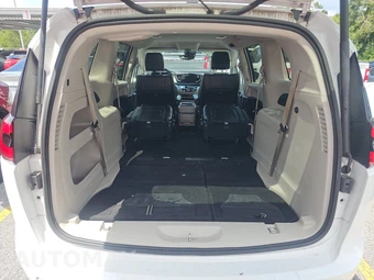 2024 Chrysler Pacifica Touring L 121.6" WB - miniatura 17