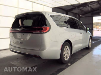 2024 Chrysler Pacifica Touring L 121.6" WB - miniatura 4