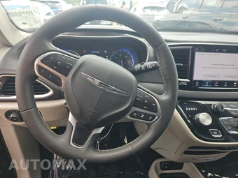 2024 Chrysler Pacifica Touring L 121.6" WB - miniatura 10
