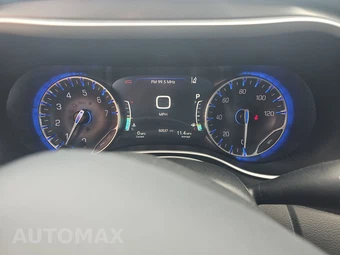 2024 Chrysler Pacifica Touring L 121.6" WB - miniatura 12