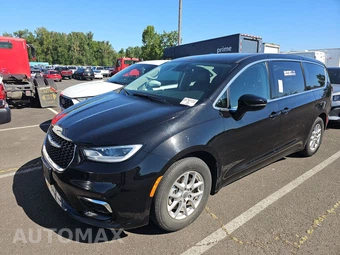 2024 Chrysler Pacifica Touring L 121.6" WB