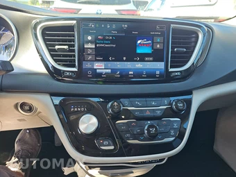 2024 Chrysler Pacifica Touring L 121.6" WB - miniatura 11