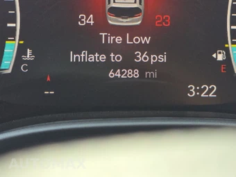 2024 Chrysler Pacifica Touring L 121.6" WB - miniatura 12