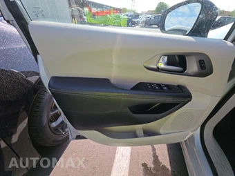 2024 Chrysler Pacifica Touring L 121.6" WB - miniatura 9