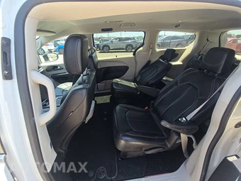 2024 Chrysler Pacifica Touring L 121.6" WB - miniatura 13