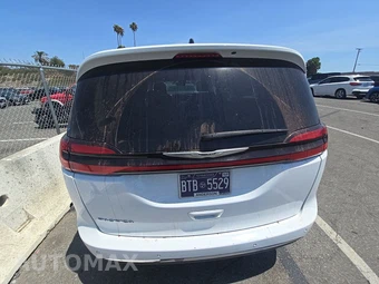 2024 Chrysler Pacifica Touring L 121.6" WB - miniatura 5