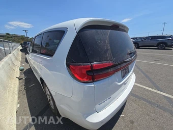 2024 Chrysler Pacifica Touring L 121.6" WB - miniatura 6