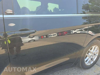 2024 Chrysler Pacifica Touring L 121.6" WB - miniatura 23