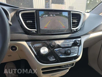 2024 Chrysler Pacifica Touring L 121.6" WB - miniatura 7