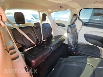 2024 Chrysler Pacifica Touring L 121.6" WB - miniatura 20