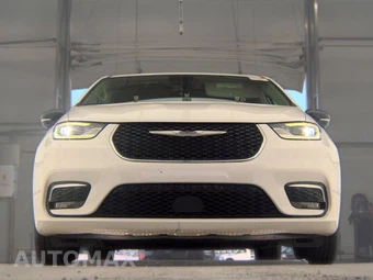 2024 Chrysler Pacifica Touring L 121.6" WB - miniatura 3