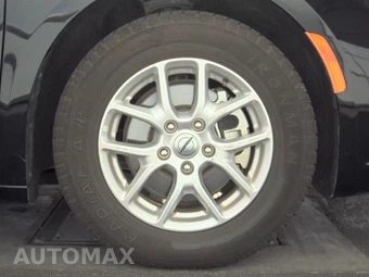 2024 Chrysler Pacifica Touring L 121.6" WB - miniatura 10