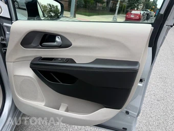2024 Chrysler Pacifica Touring L 121.6" WB - miniatura 15
