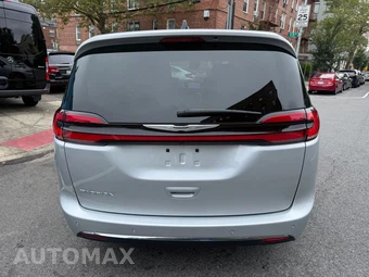 2024 Chrysler Pacifica Touring L 121.6" WB - miniatura 6