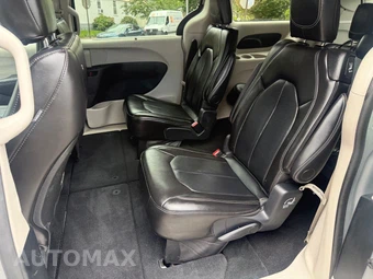 2024 Chrysler Pacifica Touring L 121.6" WB - miniatura 9