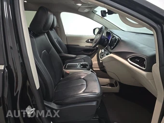 2024 Chrysler Pacifica Touring L 121.6" WB - miniatura 8