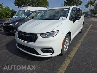 2024 Chrysler Pacifica Touring L 121.6" WB