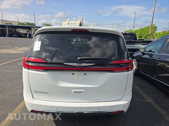 2024 Chrysler Pacifica Touring L 121.6" WB - miniatura 5