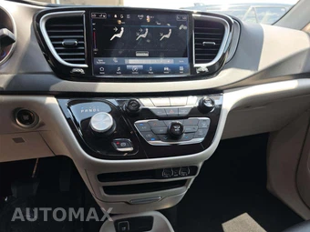 2024 Chrysler Pacifica Touring L 121.6" WB - miniatura 10