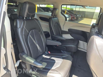2024 Chrysler Pacifica Touring L 121.6" WB - miniatura 17