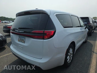 2024 Chrysler Pacifica Touring L 121.6" WB - miniatura 4