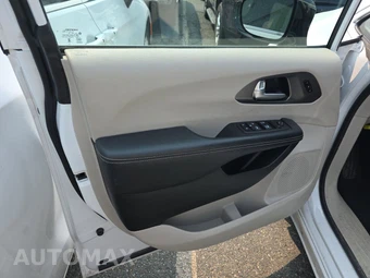 2024 Chrysler Pacifica Touring L 121.6" WB - miniatura 9