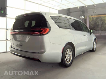 2024 Chrysler Pacifica Touring L 121.6" WB - miniatura 4