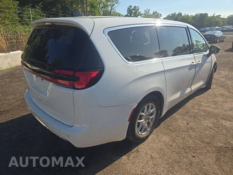 2024 Chrysler Pacifica Touring L 121.6" WB - miniatura 4