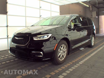 2024 Chrysler Pacifica Touring L 121.6" WB