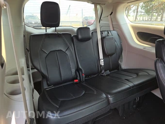 2024 Chrysler Pacifica Touring L 121.6" WB - miniatura 14