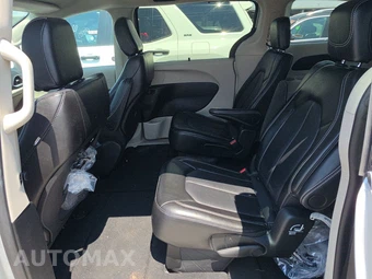 2024 Chrysler Pacifica Touring L 121.6" WB - miniatura 13