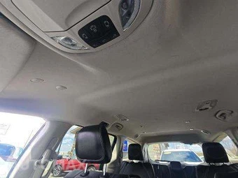 2024 Chrysler Pacifica Touring L 121.6" WB - miniatura 11