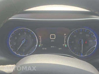 2024 Chrysler Pacifica Touring L 121.6" WB - miniatura 9