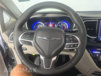 2024 Chrysler Pacifica Touring L 121.6" WB - miniatura 10