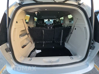 2024 Chrysler Pacifica Touring L 121.6" WB - miniatura 24