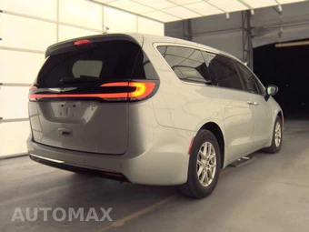 2024 Chrysler Pacifica Touring L 121.6" WB - miniatura 5
