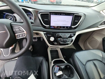 2024 Chrysler Pacifica Touring L 121.6" WB - miniatura 11