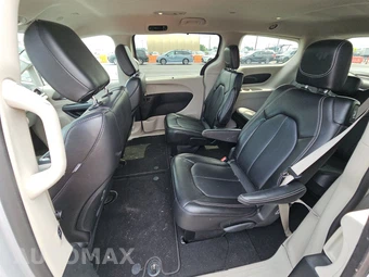 2024 Chrysler Pacifica Touring L 121.6" WB - miniatura 13