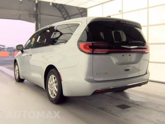 2024 Chrysler Pacifica Touring L 121.6" WB - miniatura 6
