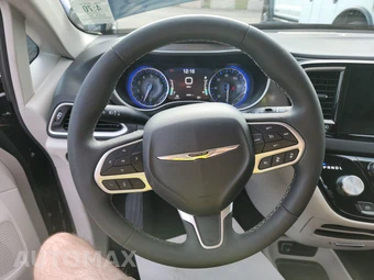 2024 Chrysler Pacifica Touring L 121.6" WB - miniatura 16