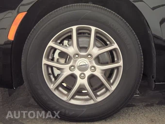 2024 Chrysler Pacifica Touring L 121.6" WB - miniatura 9