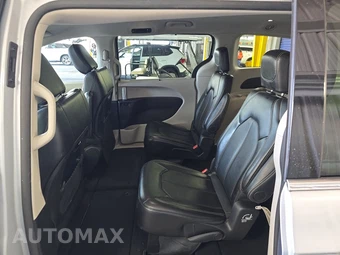 2024 Chrysler Pacifica Touring L 121.6" WB - miniatura 13