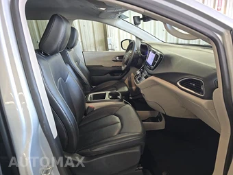 2024 Chrysler Pacifica Touring L 121.6" WB - miniatura 8