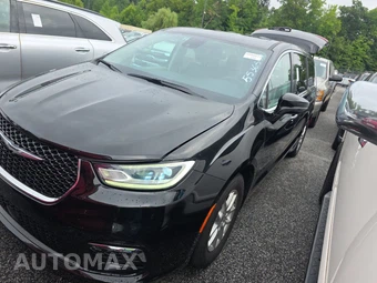 2024 Chrysler Pacifica Touring L 121.6" WB