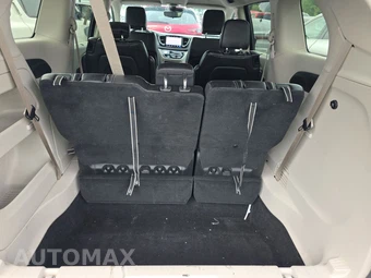 2024 Chrysler Pacifica Touring L 121.6" WB - miniatura 17